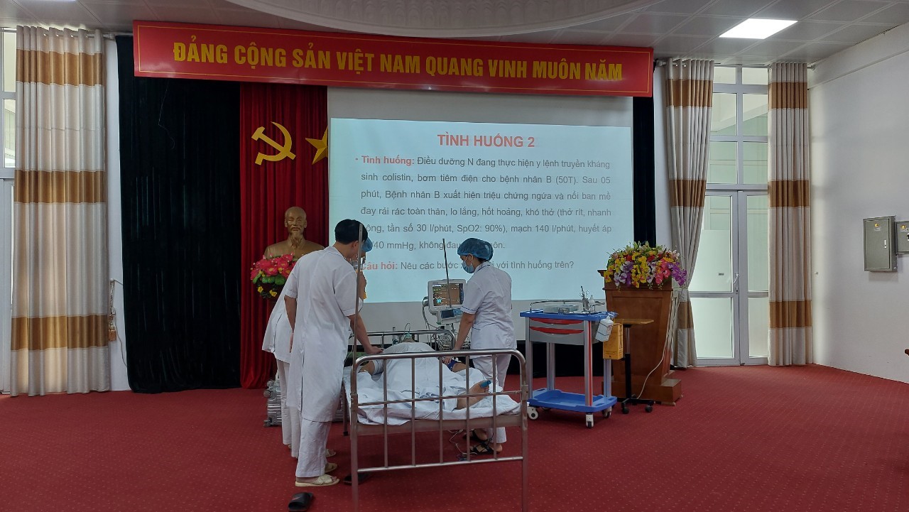 Tập huấn nâng cao kiến thức và kỹ năng cấp cứu phản vệ cho nhân viên y tế