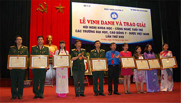 Vinh danh và trao giải khoa học - công nghệ tuổi trẻ các trường đại học, cao đẳng Y Dược Việt Nam lần thứ 17