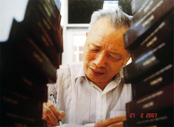 Giáo sư Lê Thế Trung - Một người bình dị