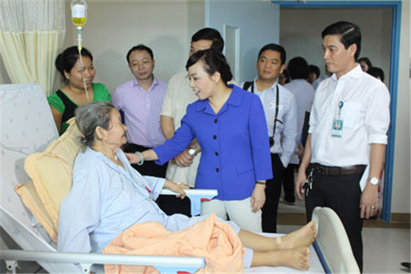 Cam kết và y đức