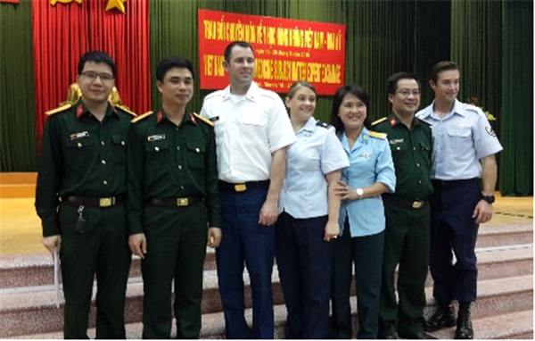 Viện Bỏng Quốc gia tham gia buổi tập huấn trao đổi kinh nghiệm với Quân y Hoa Kỳ