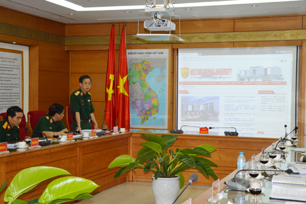 Khai trương cổng TTĐT Học viện Quân y phiên bản tiếng Anh
